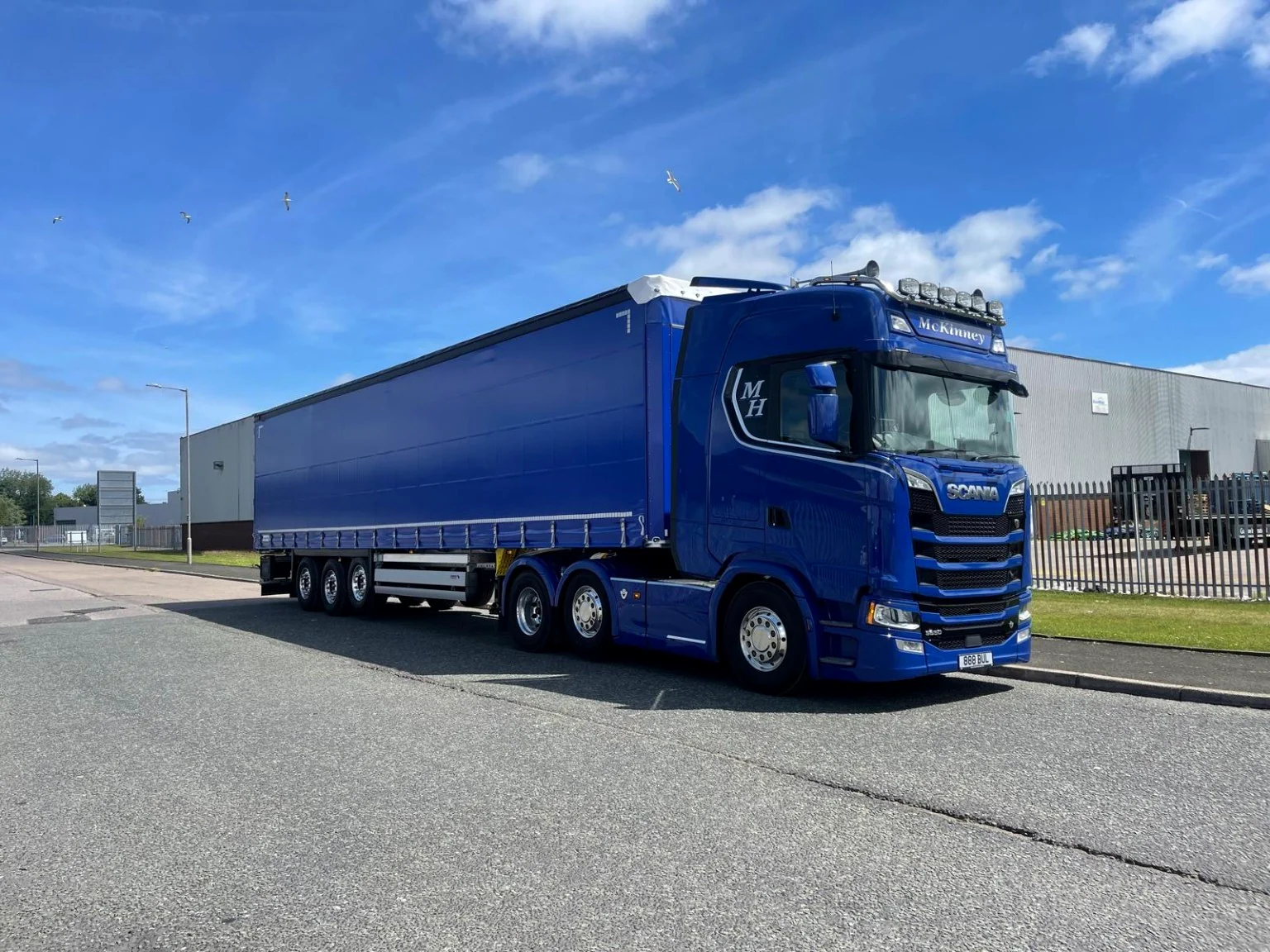 McKinney Haulage curtainsider on UK road transport